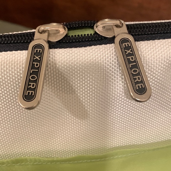 Sierra Club Protect Multi Funcional  Padded Laptop Bag NWOT - Picture 10 of 16